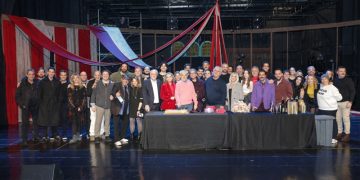 Κοπή πίτας για «Το μεγάλο μας τσίρκο»