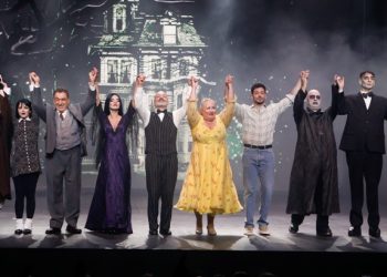 Πρεμιέρα: Το μιούζικαλ «Οικογένεια Άνταμς» στο Θέατρο Βέμπο ξανά