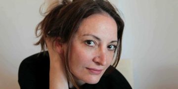 Νικολέτα Φιλόσογλου: «Μιλάμε περισσότερο αλλά επικοινωνούμε λιγότερο»