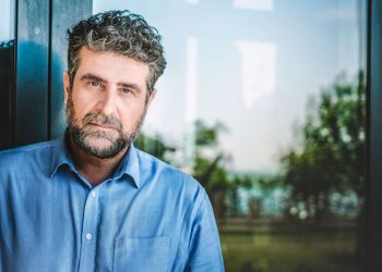 Aστέριος Πελτέκης: «Σήμερα η νύχτα είναι πιο σκληρή»