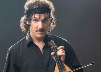 Αιμιλιανός Σταματάκης: «Τεράστια τιμή να ερμηνεύσω τον Νίκο Ξυλούρη»