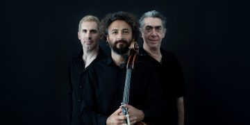 «Λουκής Λάρας» του Λευτέρη Βενιάδη στο Θέατρο Ολύμπια