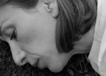 Κατερίνα Χάσκα: «Ως ενήλικοι χάνουμε την αμεσότητα»