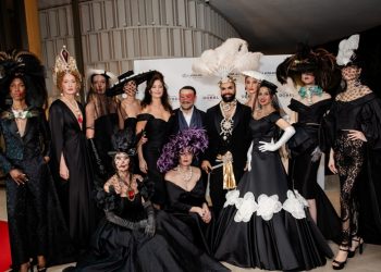 One&Only Aesthesis: Φαντασμαγορικό Βal Masqué by Maison Zoulias