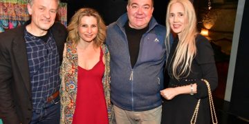 Φύγε αν μπορείς: Πρεμιέρα με φίλους για 2η σεζόν στο Θέατρο Αλκμήνη