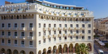 «Απρόσμενοι Επισκέπτες» στο Electra Palace Thessaloniki