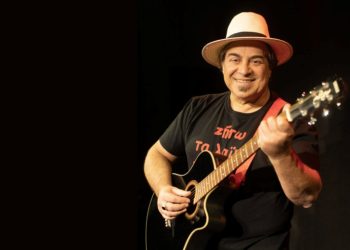 Παντελής Αμπαζής: «Τα λαϊκά κορίτσια ανήκουν στο μέλλον»