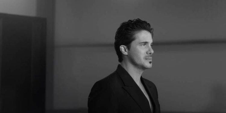 Νίκος Οικονομόπουλος «Όπου κι αν πας»