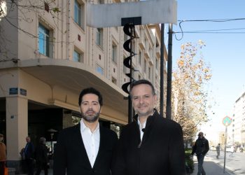 Γλυπτό του Takis στην καρδιά της Αθήνας