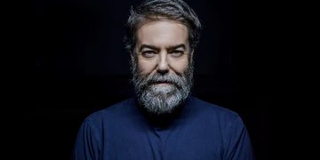 Γιάννης Καλαβριανός: «Πάντα ο έρωτας είναι η κινητήριος δύναμη»