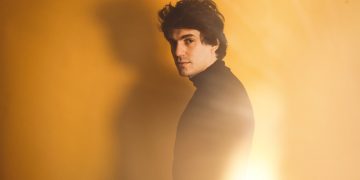 «Ρομπέρτο Τσούκκο» στο Προσκήνιο σε σκηνοθεσία Δημήτρη Καραντζά