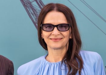 Ζιλιέτ Μπινός: «Πάντα ονειρευόμουν να σκηνοθετήσω»