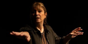 Αποκλειστικό: «Μισή Πατρίδα» στο Θέατρο Μικρός Κεραμεικός