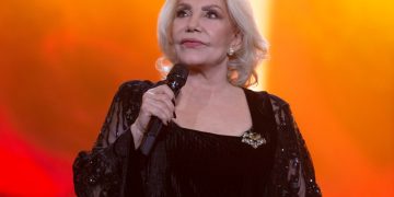 Mεγάλο Σάββατο με την αξέχαστη Μαρινέλλα