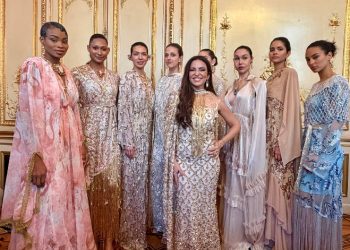 Fashion Show της Δήμητρας Νίκα στο Παρίσι