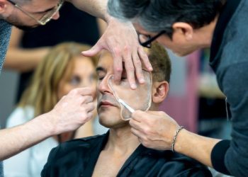 Your Face Sounds Familiar: Η μαγεία της μεταμόρφωσης