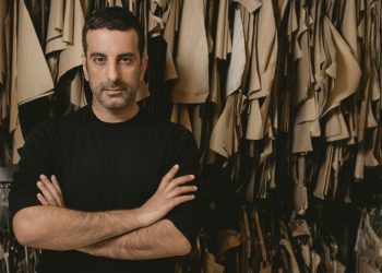 Στέλιος Κουδουνάρης: «Οι Ελληνίδες ξέρουν να υποστηρίζουν ένα ρούχο»