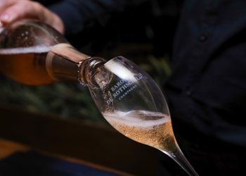 Barons de Rothschild Champagne: Σαμπάνια με γαλλική φινέτσα στην Ελλάδα