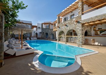 Zefi Hotel & Suites: Προσιτή πολυτέλεια & νησιώτικη γοητεία στην Πάρο