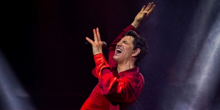 O κορυφαίος star Σάκης Ρουβάς στο Θέατρο Άλσος