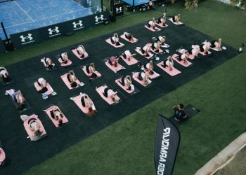 Under Armour: Yoga Sunset Session στην Αθηναϊκή Ριβιέρα