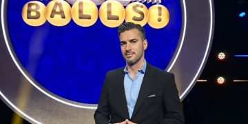 «The Quiz with Balls!» με τον Γιάννη Τσιμιτσέλη