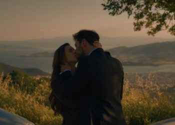Μπλε Ώρες: Πρεμιέρα & Τηλεθέαση