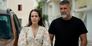 «Δύο μαύρα πουκάμισα»