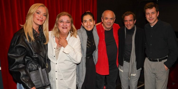 Ενοικιάζεται: Επίσημη πρεμιέρα στο Θέατρο Μικρό Χορν